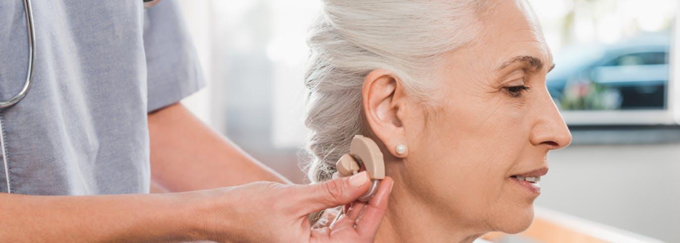 100 % Santé : zoom sur les différents types d’appareillage auditif